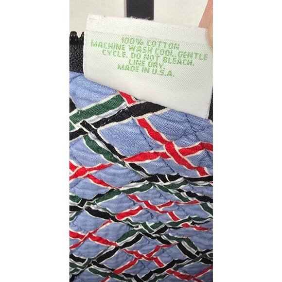 Vera Bradley Quilted Duffle Tote Bag Black Red Multi Floral - Picture 4 of 16